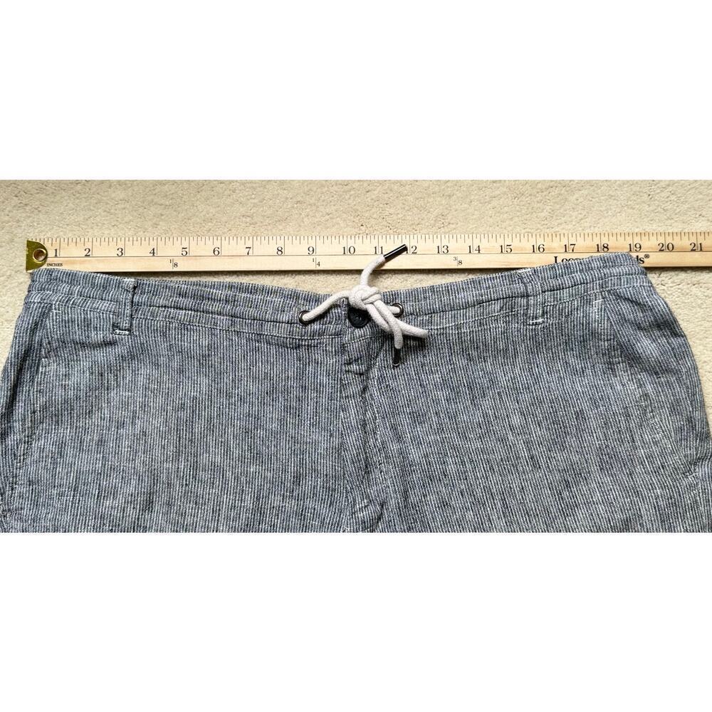 Calvin Klein Back White Stripe Shorts Men's Size 38W - Picture 5 of 7